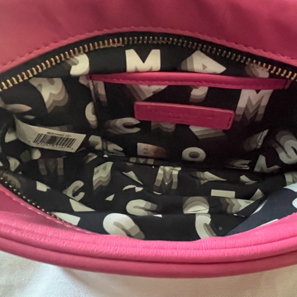 In good condition - Picture 2 of 3